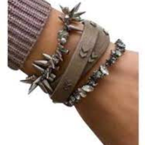 Stella & Dot Hera Coil Bracelet - Picture 4 of 5